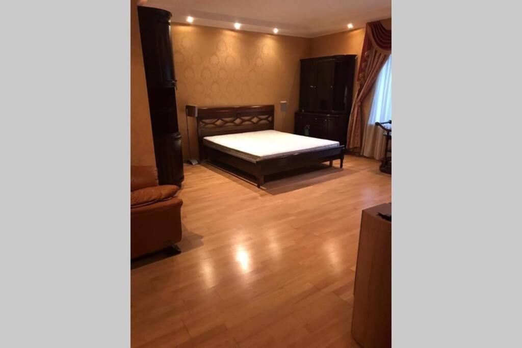 One Bedroom Kreschatik Str 4 Κίεβο Εξωτερικό φωτογραφία